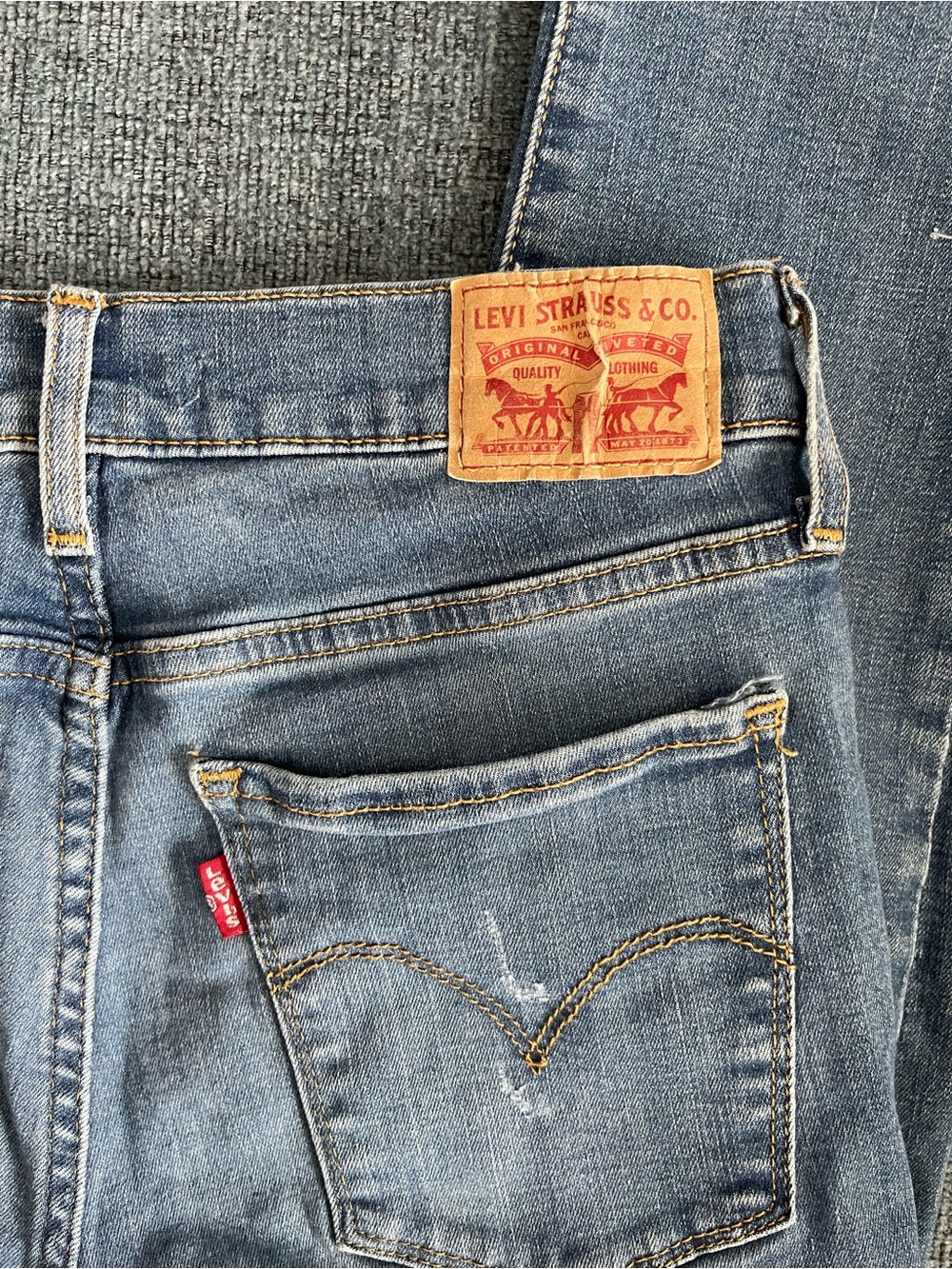 Levi's 710 Super Skinny Jeans - Picture 3 of 6